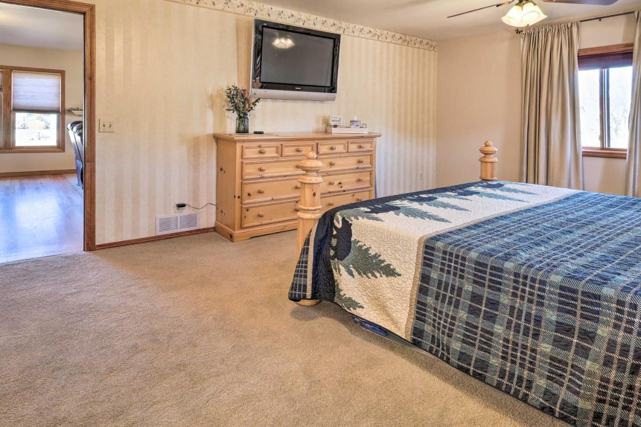 Welcoming Canon City Abode - Walk To River! Exterior photo