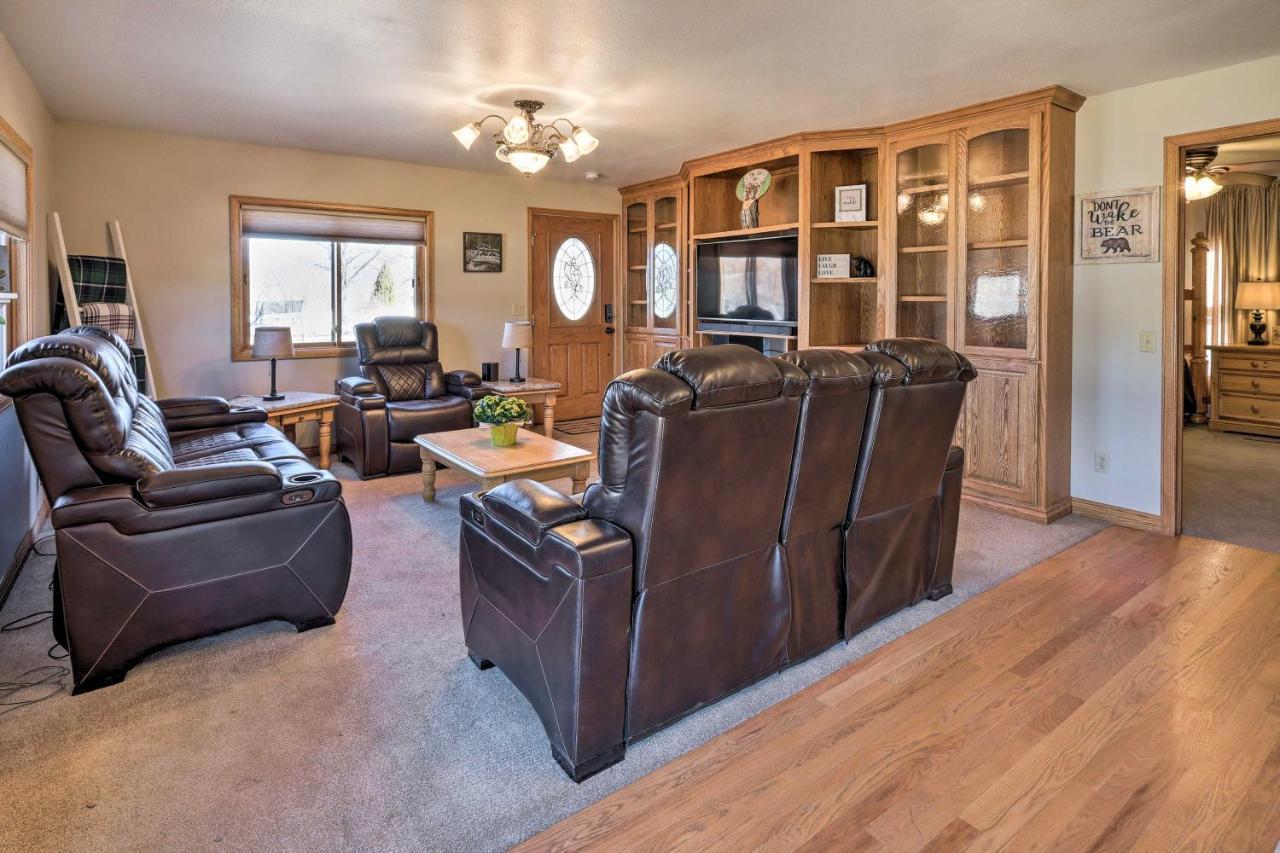 Welcoming Canon City Abode - Walk To River! Exterior photo